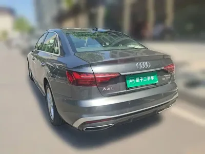 Audi A4L 2021, 50199 км, за 14817.25 USD - фото 25