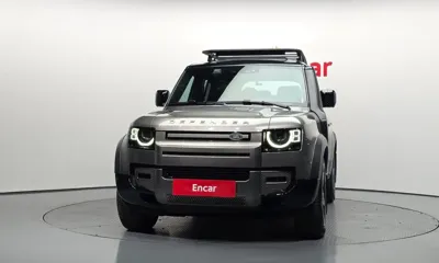 Land Rover Defender 2025, 2000 км, за 65111.1 USD