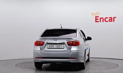 Hyundai Avante 2010, 120175 км, за 2312.52 USD