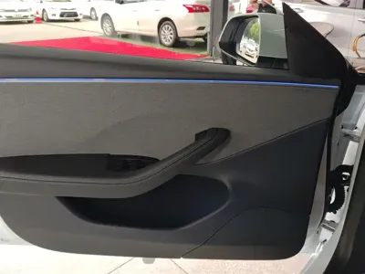 Tesla Model 3 2026, 600 км, за 31101.76 USD - фото 7