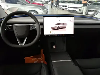 Tesla Model 3 2026, 600 км, за 31101.76 USD - фото 12