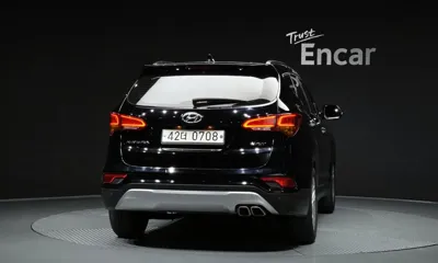 Hyundai Santafe 2016, 95396 км, за 8465.19 USD