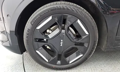 Kia EV3 2025, 14428 км, за 26058.65 USD