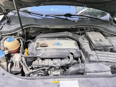 Volkswagen Magotan 2016, 112600 км, за 6915.7 USD - фото 10
