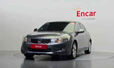 Honda Accord 2010, 123038 км, за 2364.69 USD
