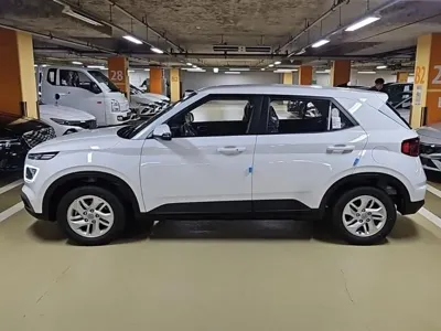 Hyundai Venue 2026, 3 км, за 2187.93 USD