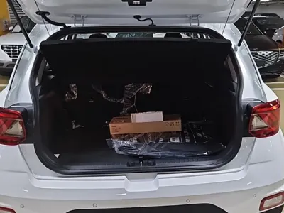 Hyundai Venue 2026, 3 км, за 2187.93 USD - фото 13
