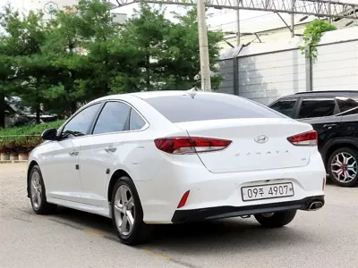 Hyundai Sonata 2019, 105798 км, за 8580.9 USD