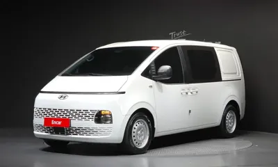 Hyundai Staria · 2024 год