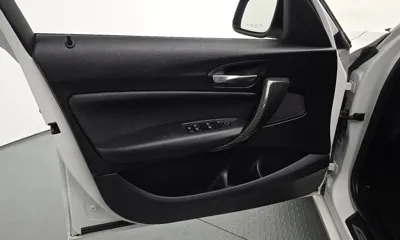 BMW 1-Series 2017, 57319 км, за 12295.09 USD - фото 24