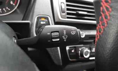 BMW 1-Series 2017, 57319 км, за 12295.09 USD - фото 29