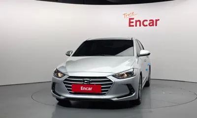 Hyundai Avante 2018, 106753 км, за 5579.62 USD