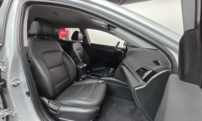 Hyundai Avante 2018, 106753 км, за 5534.93 USD - фото 10