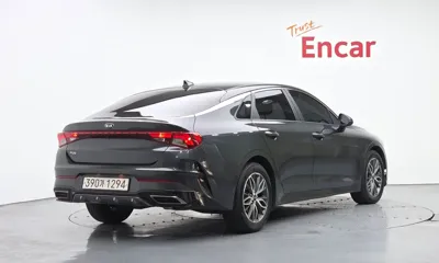Kia K5 2020, 41861 км, за 9751.02 USD