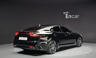 Kia Stinger 2018, 133495 км, за 11034.03 USD