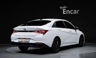 Hyundai Avante 2023, 90473 км, за 11441.2 USD