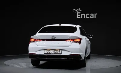 Hyundai Avante 2023, 90473 км, за 11441.2 USD