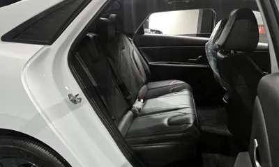 Hyundai Avante 2023, 90473 км, за 11441.2 USD - фото 11