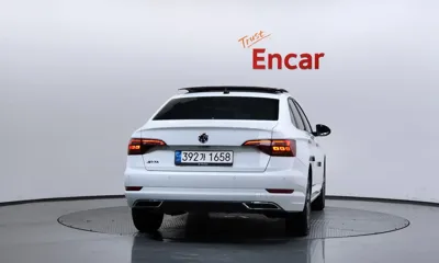 Volkswagen Jetta 2021, 18445 км, за 21655.51 USD