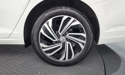 Volkswagen Jetta 2021, 18445 км, за 21655.51 USD - фото 21
