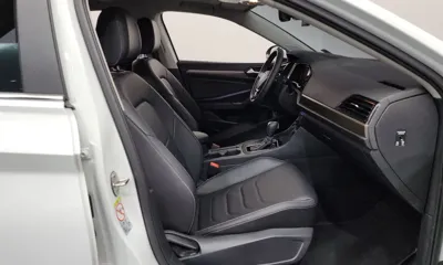 Volkswagen Jetta 2021, 18445 км, за 21655.51 USD - фото 26