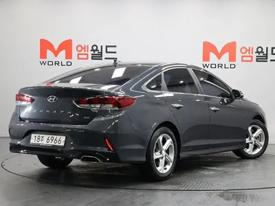 Hyundai Sonata 2019, 85421 км, за 7166.13 USD