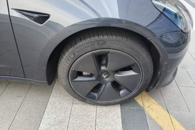 Tesla Model 3 2022, 69600 км, за 22813 USD