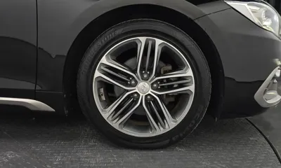 Hyundai Grandeur 2017, 158989 км, за 7483.26 USD