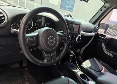 Jeep Wrangler 2015, 146975 км, за 12052.12 USD - фото 8