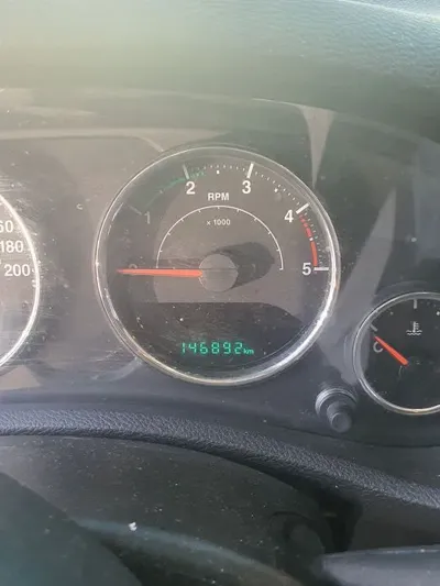 Jeep Wrangler 2015, 146975 км, за 12052.12 USD - фото 9
