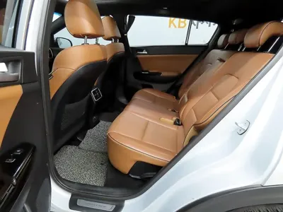 Kia Sportage 2018, 126100 км, за 8125.85 USD - фото 6