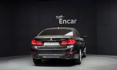 BMW 5-Series 2020, 115095 км, за 16263.35 USD