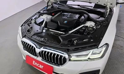 BMW 5-Series 2023, 39686 км, за 29271.5 USD - фото 6
