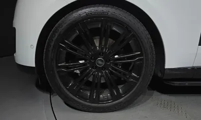 Land Rover Range Rover 2025, 5178 км, за 170317.82 USD