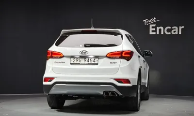 Hyundai Santafe 2016, 129569 км, за 7293.09 USD