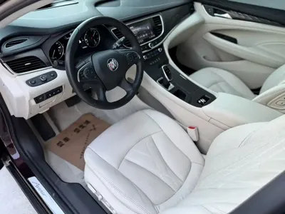 Buick LaCrosse 2020, 80000 км, за 12330.54 USD
