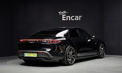 Porsche Taycan 2025, 23437 км, за 96320.58 USD