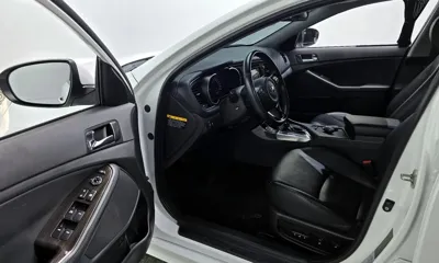 Kia K5 2014, 87050 км, за 5622.51 USD - фото 10
