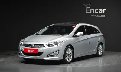 Hyundai i40 · 2012 год