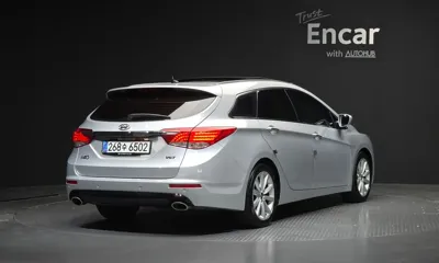 Hyundai i40 2012, 252224 км, за 2280.13 USD