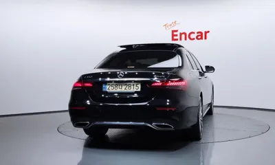 Mercedes-Benz E-Class 2022, 60926 км, за 27241.7 USD
