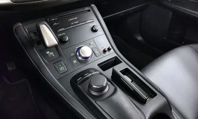 Lexus CT200h 2018, 50089 км, за 12781.45 USD - фото 9