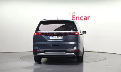 Kia Canival 2021, 132354 км, за 12800.32 USD
