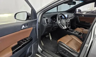 Kia Sportage 2022, 61957 км, за 11719.88 USD - фото 10