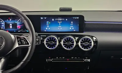 Mercedes-Benz A-Class 2025, 5781 км, за 20480.5 USD - фото 12