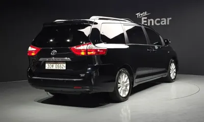 Toyota Sienna 2016, 57245 км, за 14657.99 USD