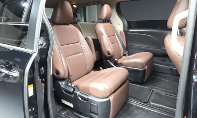 Toyota Sienna 2016, 57245 км, за 14637.02 USD - фото 12