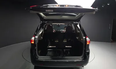 Toyota Sienna 2016, 57245 км, за 14637.02 USD - фото 20