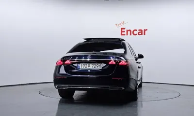 Mercedes-Benz E-Class 2024, 48731 км, за 38982.49 USD