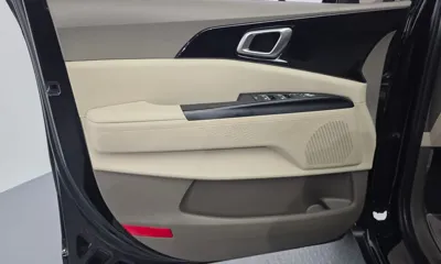 Kia Canival 2023, 73957 км, за 14455.94 USD - фото 24